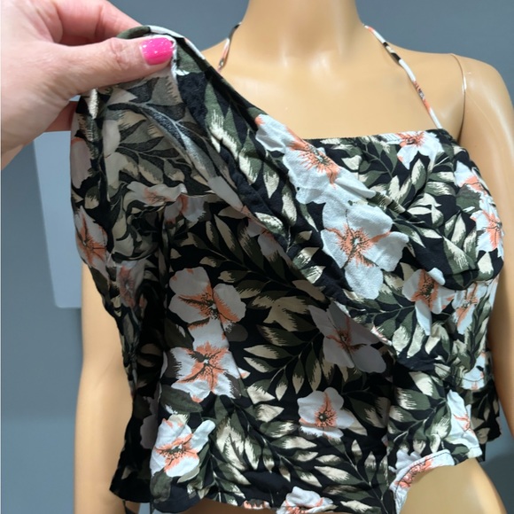 Volcom Halter Bandeau Top - Picture 3 of 6